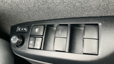 Toyota Yaris 1.5 Hybrid Launch Edition 5dr CVT Hybrid Hatchback